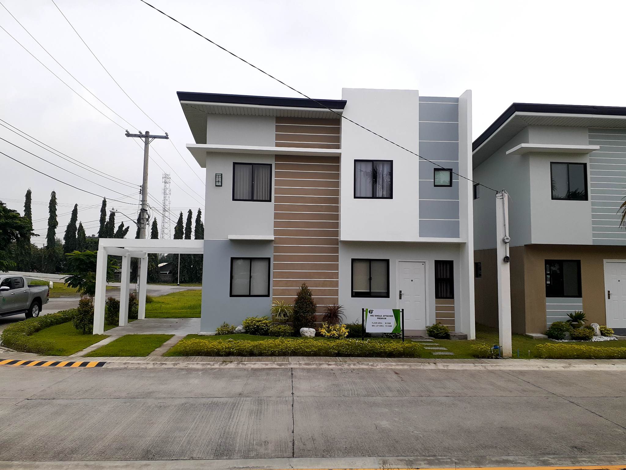 Single-Attached Premium - Horizon Residences