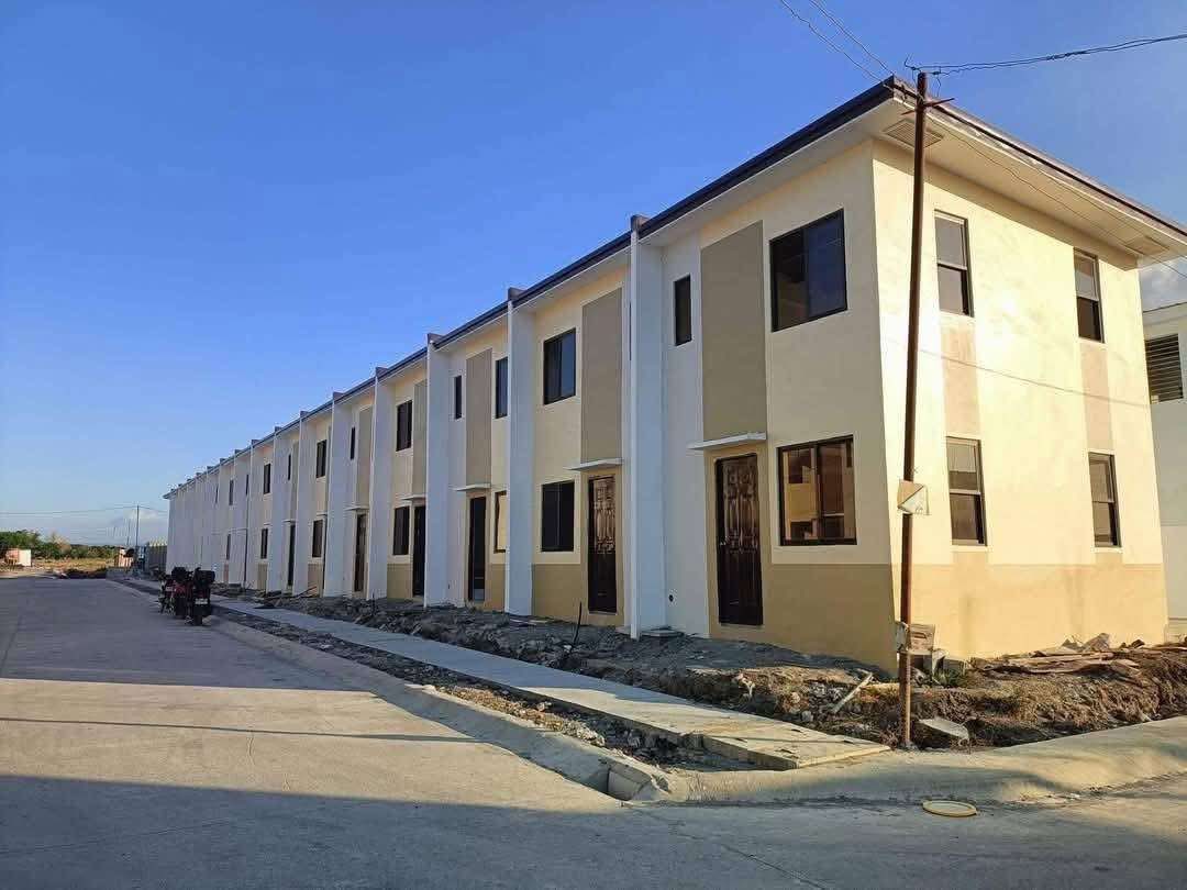 Westdale Villas