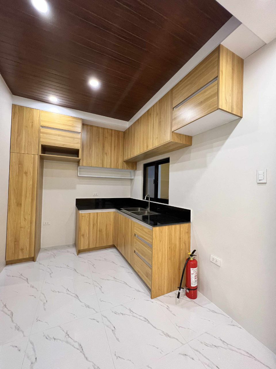BRANDNEW MODERN 2-STOREY HOUSE AND LOT FOR SALE NEAR MARQUEE MAL