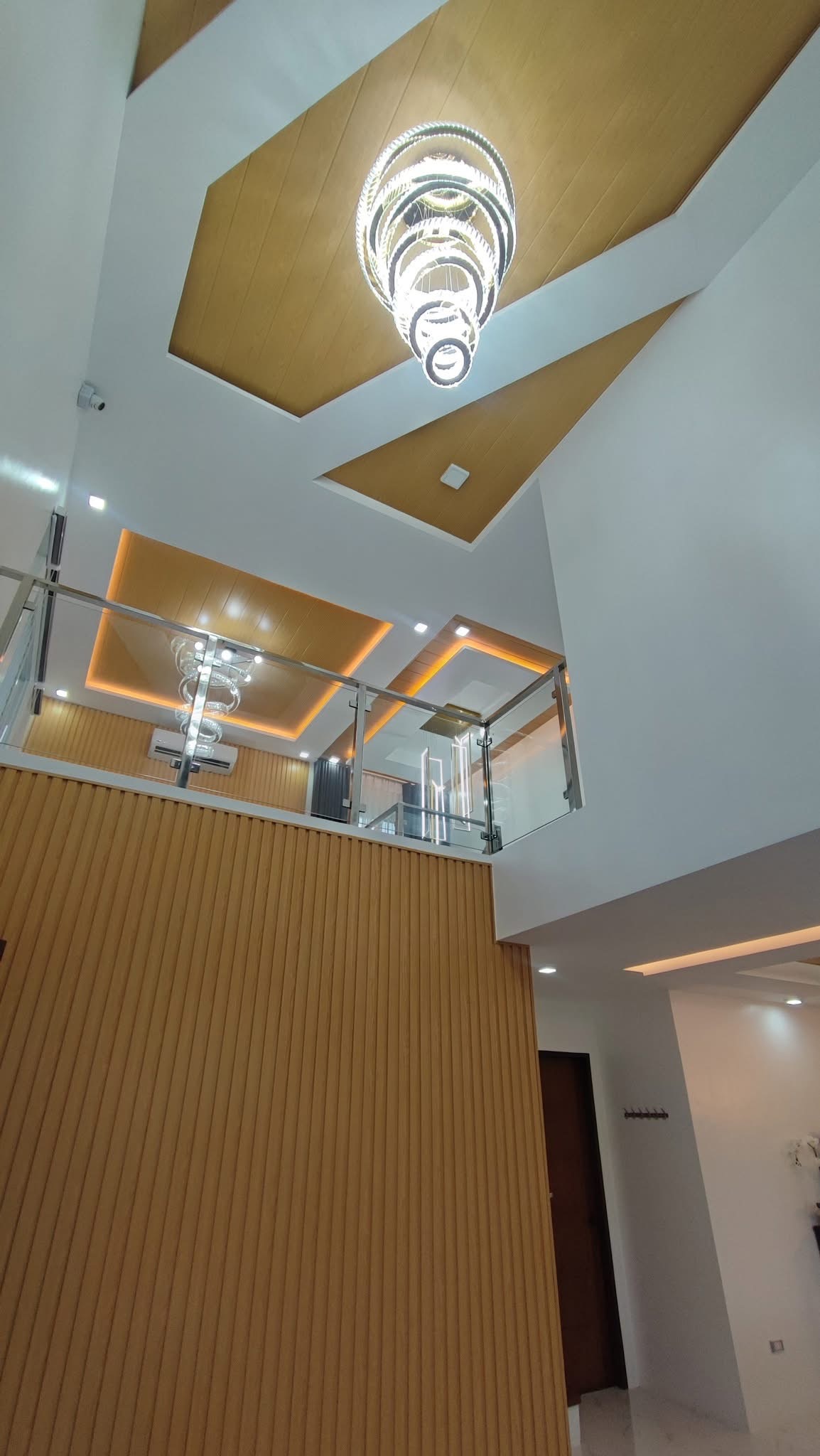 Modern Contemporary Home for Sale