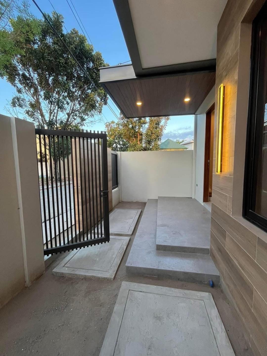 Secure your dream home now⬇️⬇️⬇️ Four Bedroom House and Lot For Sale🏠