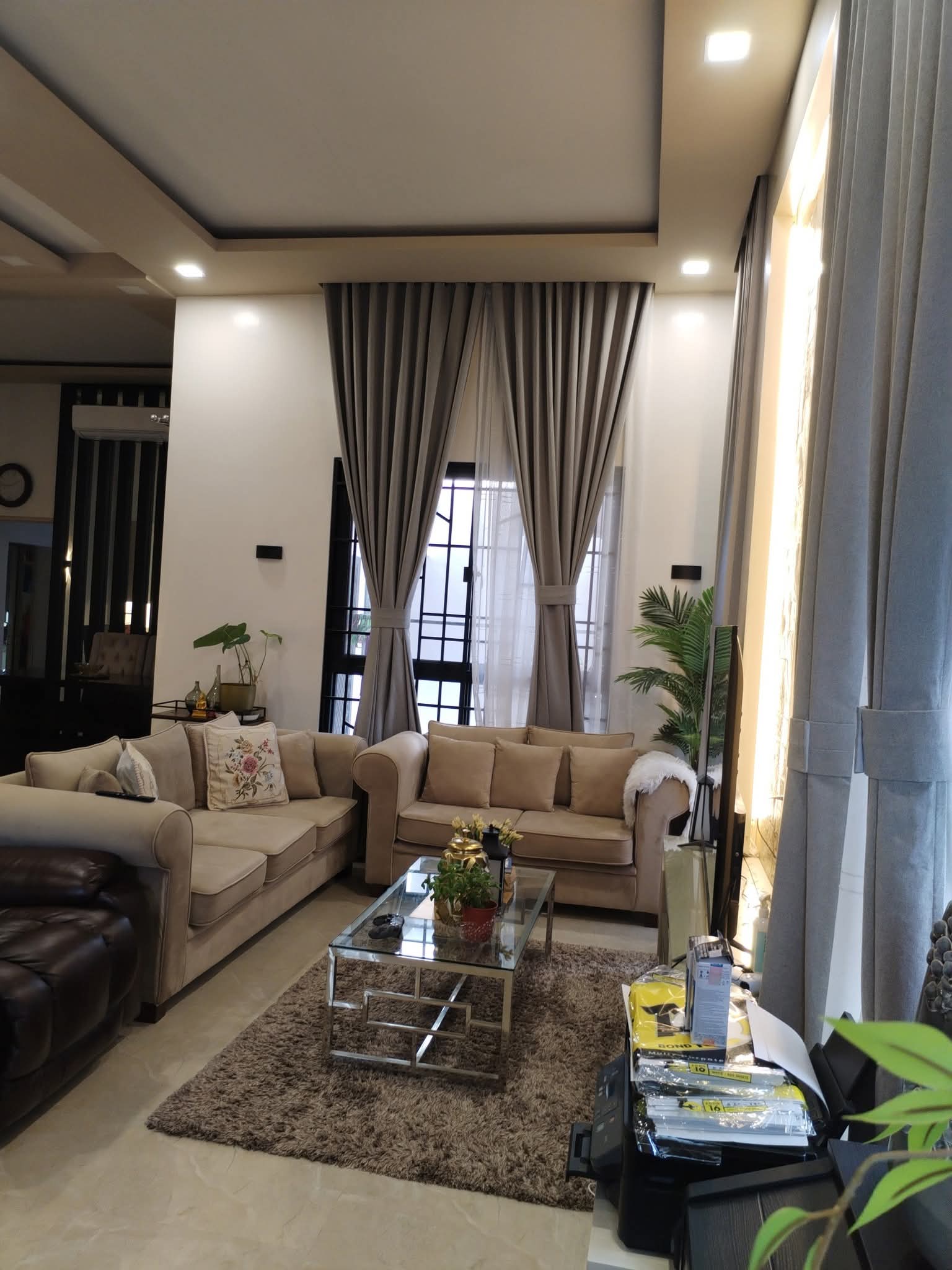 PREOWNED CORNER BUNGALOW ELEVATED WITH SWIMMING POOL IN SAN FERNANDO PAMPANGA